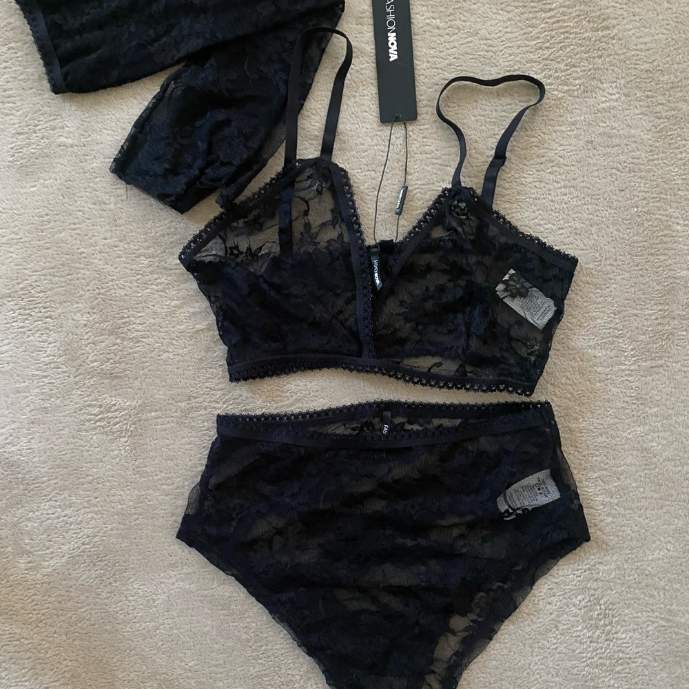 NWT Feels Good Being Bad 3 Piece Set - Black